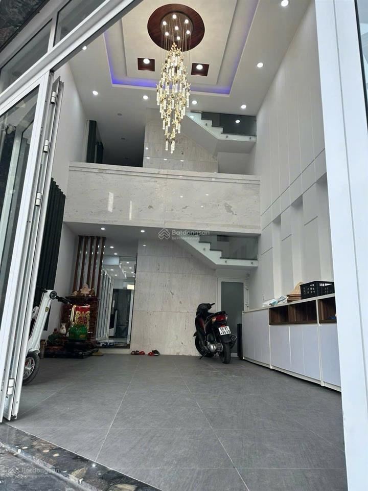 Cho thuê nhà đẹp 1 trệt 3 lầu góc 2 mặt tiền khu d2d võ thị sáu