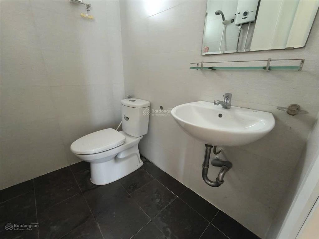 Bán căn hộ 70m2, 2pn pegasus view hồ bơi & đẹp