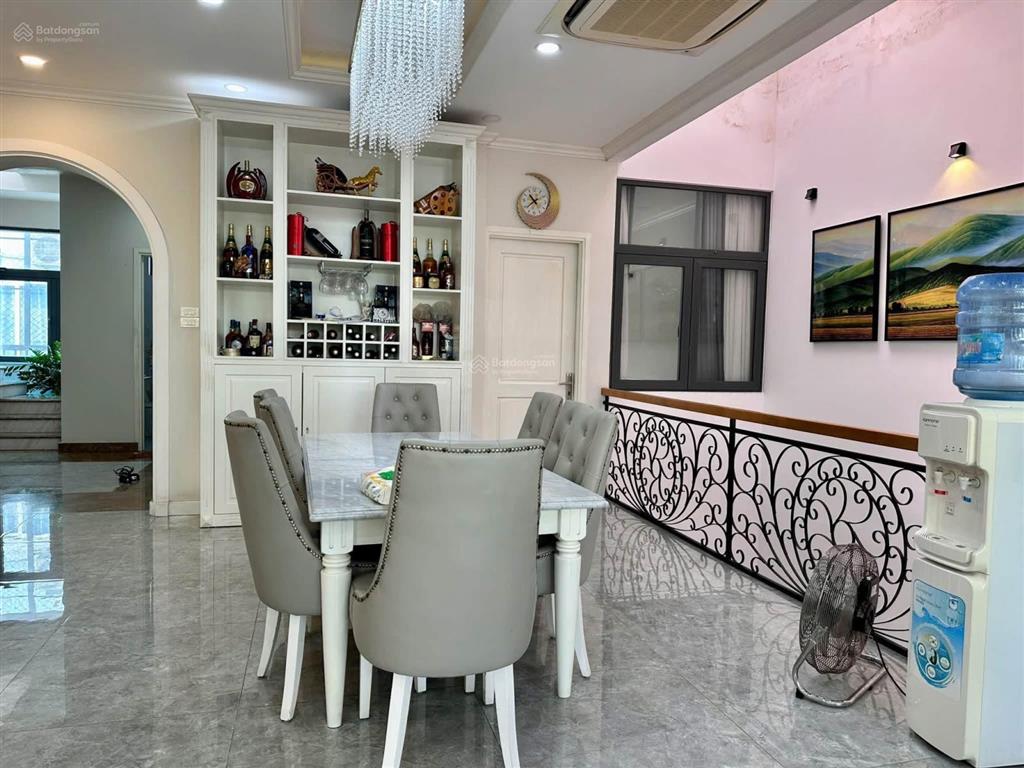 Cho thuê biệt thự cao cấp có thang máy võ thị sáu, khu d2d biên hòa