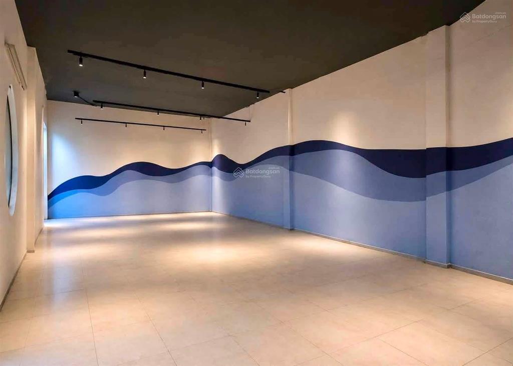 Cho thuê mặt bằng đẹp hơn 300m2 đường bùi trọng nghĩa p.trảng dài