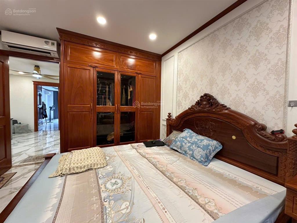 Cho thuê căn shophouse 1t 3l khu văn hoa villa, đầy đủ nội thất gỗ cao cấp