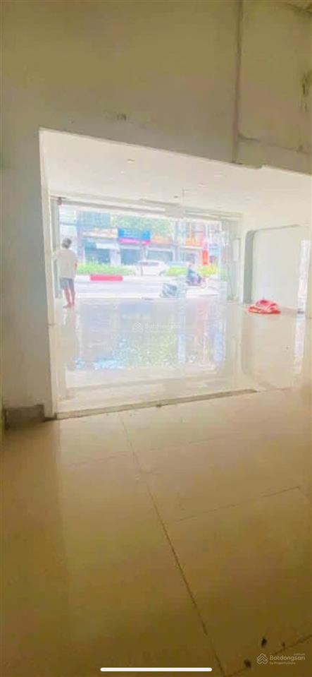 Cho thuê mặt bằng đẹp gần 7m ngang mặt tiền nguyễn ái quốc, biên hòa
