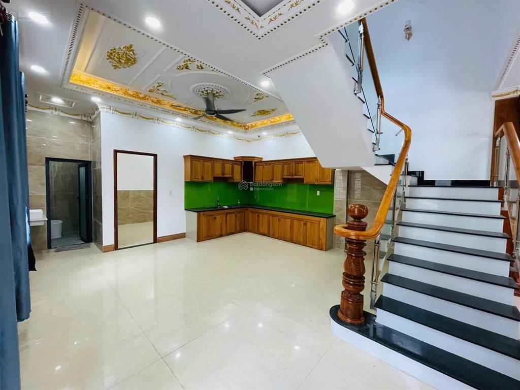 Cho thuê biệt thự mới đẹp góc 2 mặt tiền khu dân cư bửu long