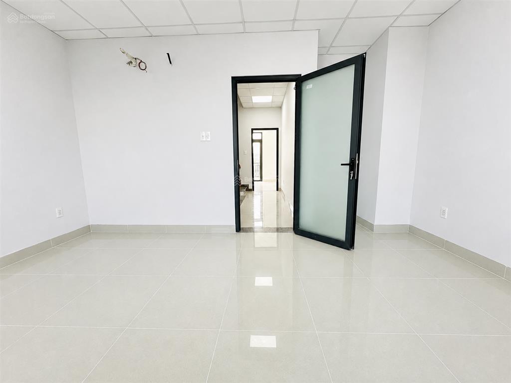 Cho thuê nhà 1 trệt 3 lầu mới đẹp khu dân cư hiện đại trung tâm biên hoà
