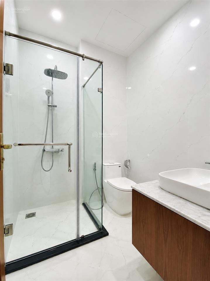 Cho thuê biệt thự thang máy khu vip tín nghĩa ngang 11m trung tâm thành phố biên hoà