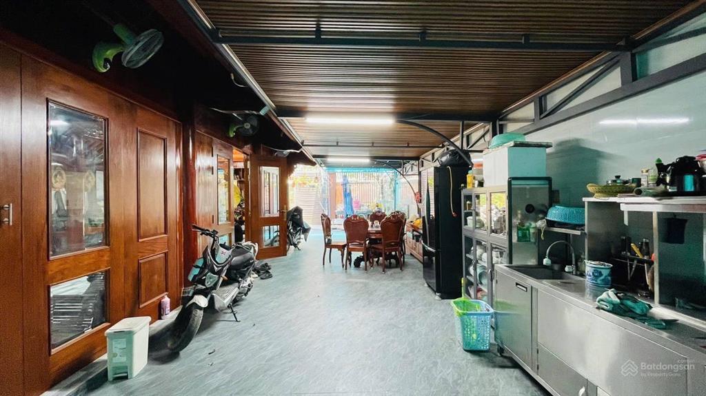 Cho thuê căn nhà gỗ đẹp kdc bửu long, gần chung cư a6a7, bến xe biên hoà