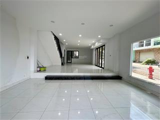 Cho thuê nhà nguyên căn 1 trệt 2 lầu góc 2 mặt tiền kdc long châu  p. tam hiệp