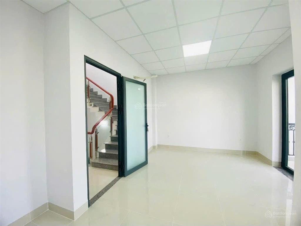 Cho thuê 15tr/tháng căn 1 trệt 3 lầu kdc quang vinh, biên hòa