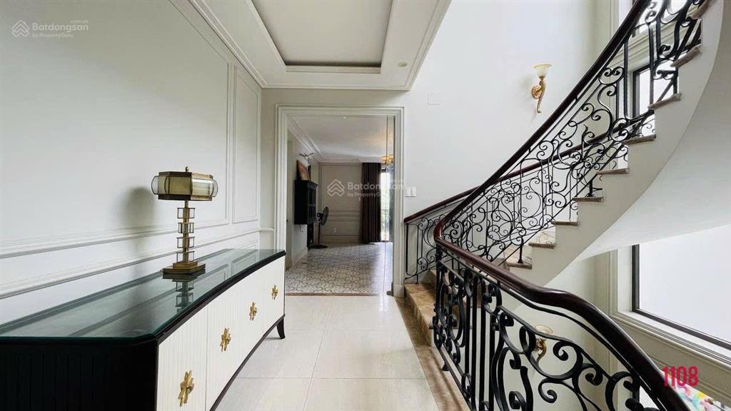 Cho thuê biệt thự ngang 12m hiện đại full nội thất khu d2d, phường trấn biên