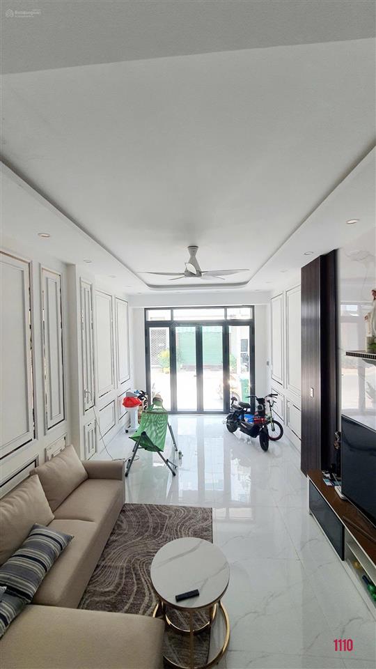 Cho thuê nhà đẹp 1 trệt 2 lầu nguyên căn khu d2d, đường n12
