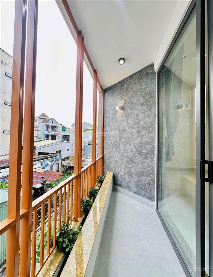 Bán nhà phố đẹp 1 trệt 1 lầu ngay coopmart phạm văn thuận