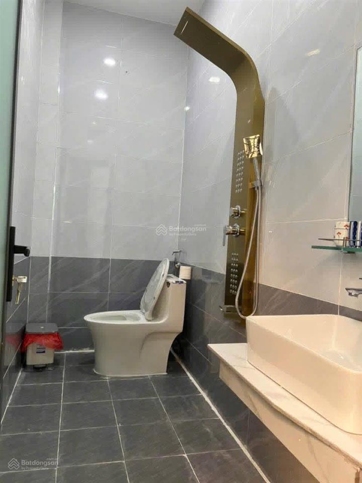 Cho thuê nhà đẹp full nội thất kdc quang vinh