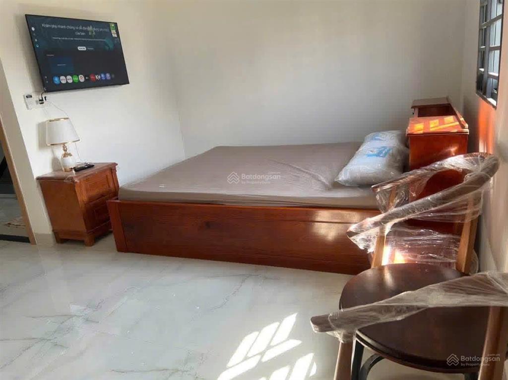 Cho thuê nhà đẹp full nội thất kdc quang vinh