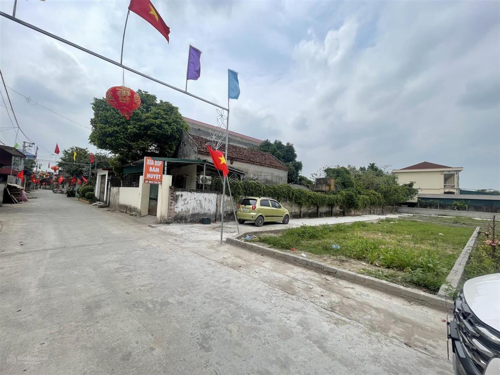 Chính chủ bán gấp lô góc 120,8m2 lương hội, tt lương bằng, hưng yên. giá chỉ 25,5tr/m  0973 792 ***