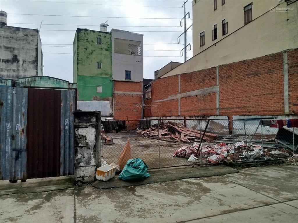 Chỉ còn  nền cuối cùng giá chỉ 69 triệu/m2