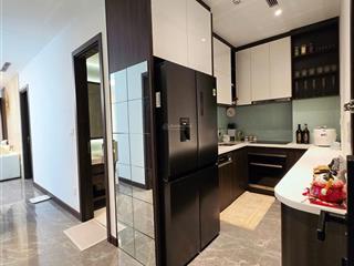 Căn hộ 2pn 70m2 trung tâm ba đình sẵn sàng giao dịch. full nội thất cả đồ rời