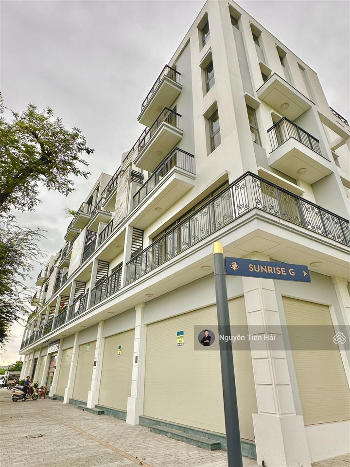 Bán căn shophouse 75m view công viên trung tâm, vị trí đẹp giai đoạn 2. giá bán 35 tỷ.