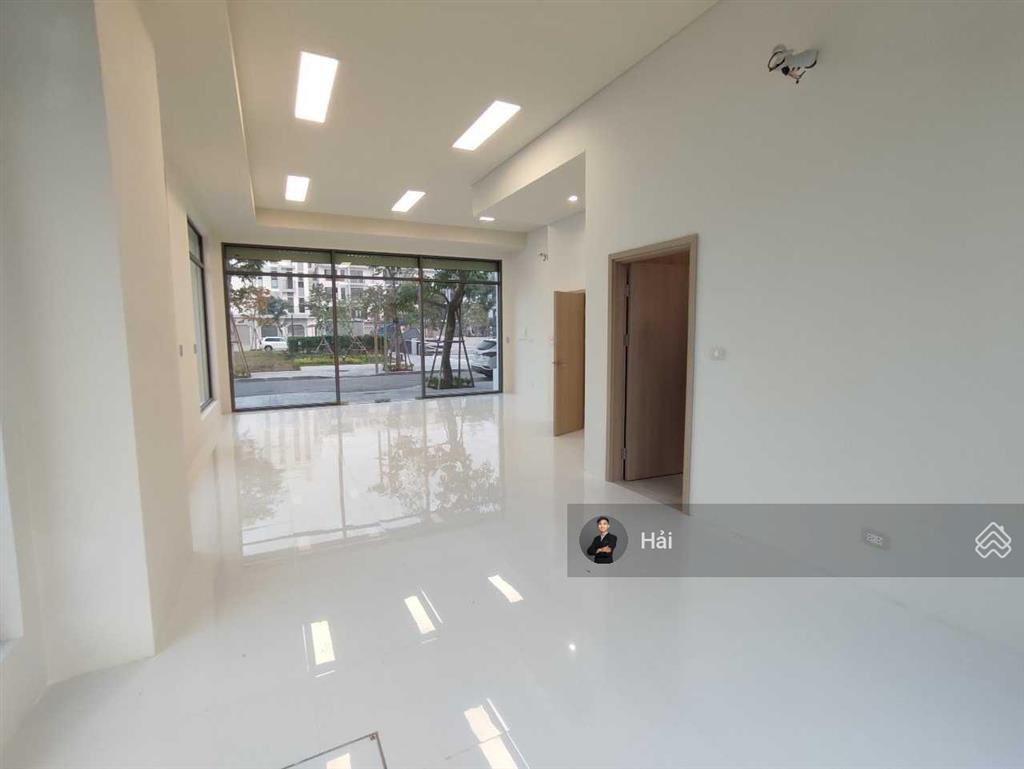 Bán căn góc shophouse the manor central park vị trí trung tâm. giá 45 tỷ