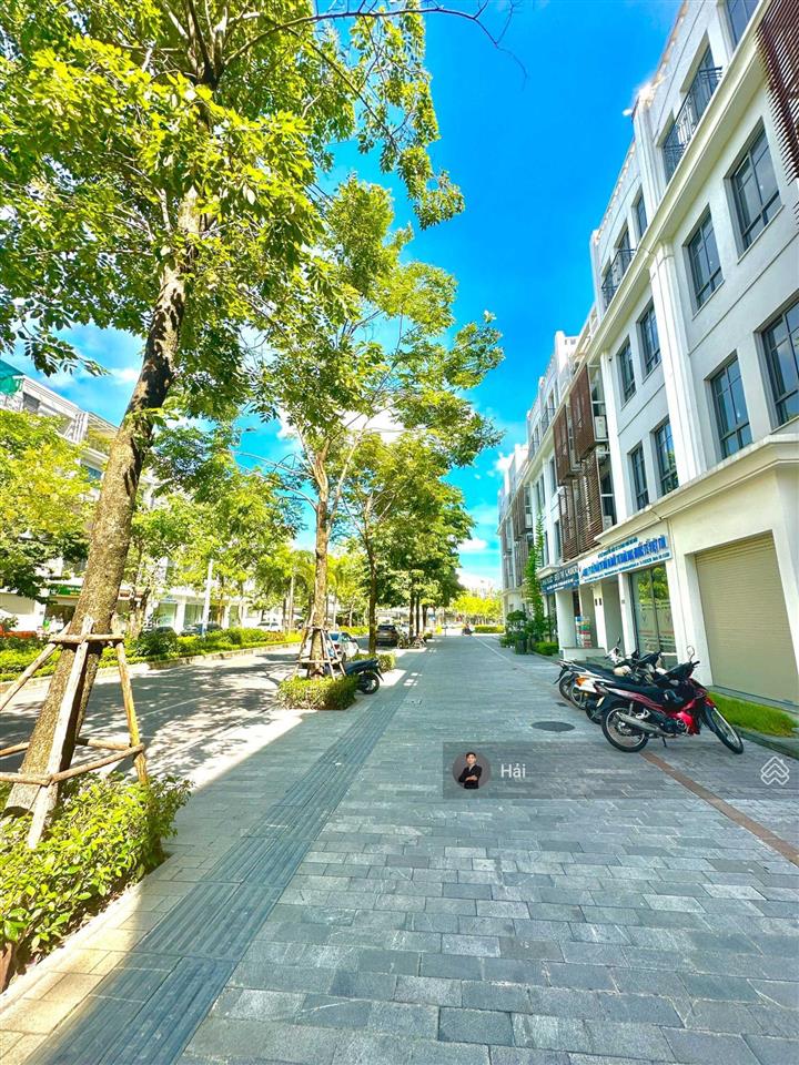 Bán căn góc shophouse the manor central park vị trí trung tâm. giá 45 tỷ