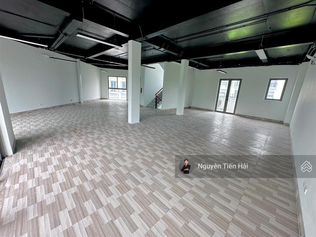Bán căn góc diện tích 209m2 the manor central park. giá 60 tỷ