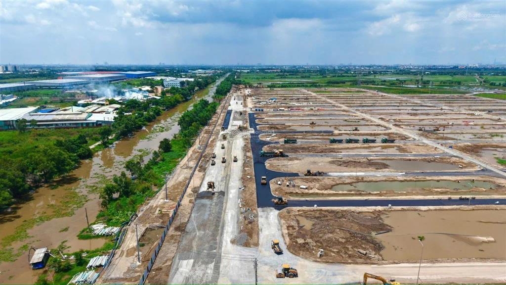 Đón sóng đợt đầu nhà phố vinhomes sài gòn park, cs bán hàng hấp dẫn