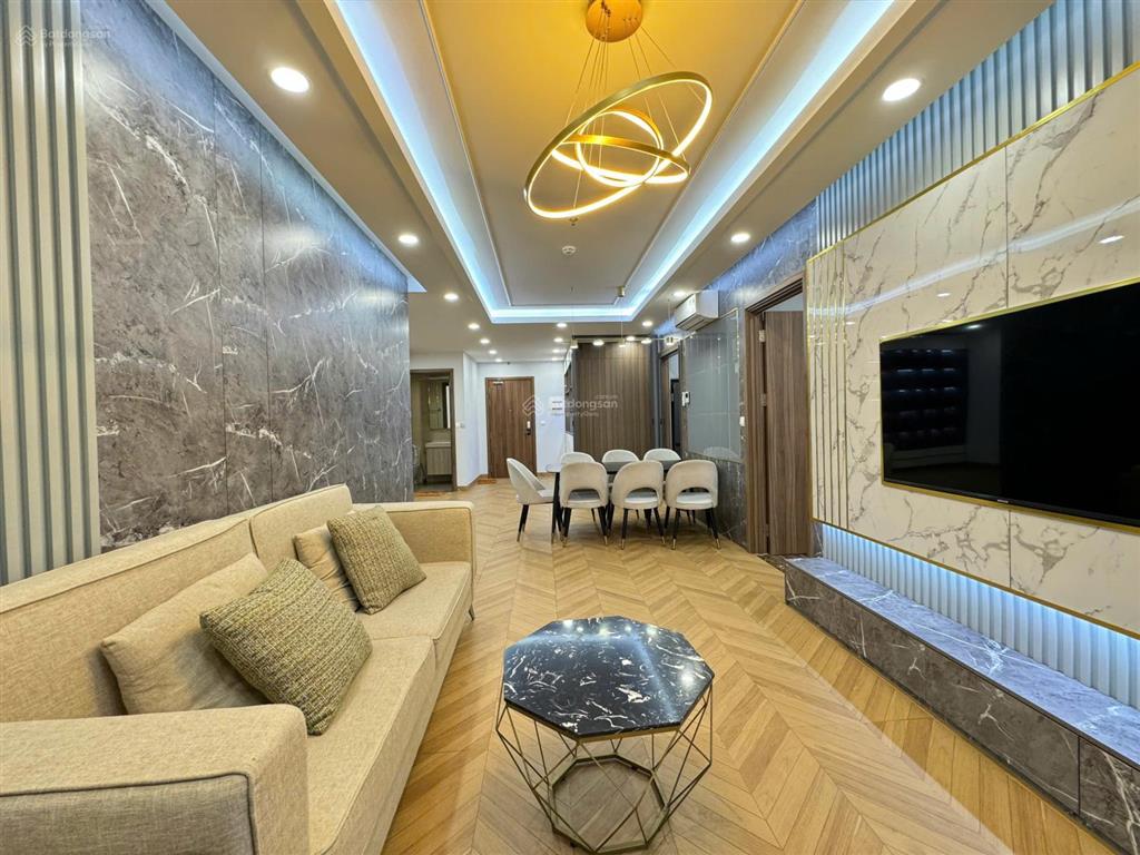 Cho thuê căn 2pn 87m2 nhà mới đẹp  trống sẵn  giá tình cảm tại hà đô centrosa. sơn minh land