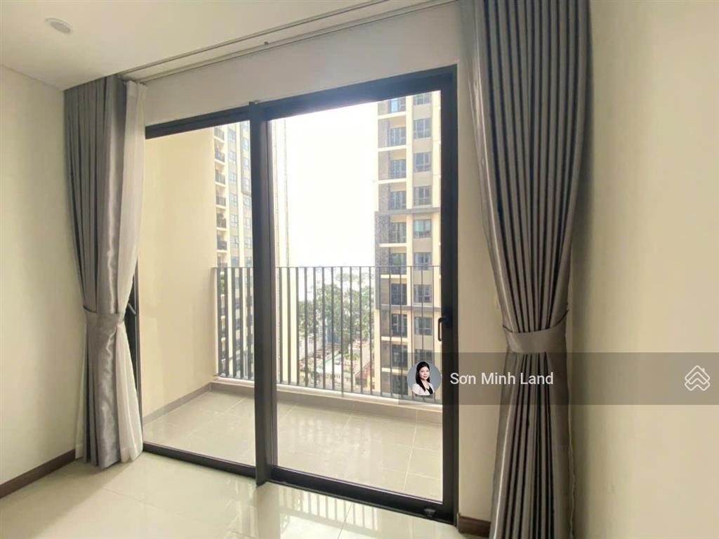 Cho thuê căn 2pn (87m²) nhà cơ bản  view thoáng  toà iris tại hà đô centrosa. sơn minh land
