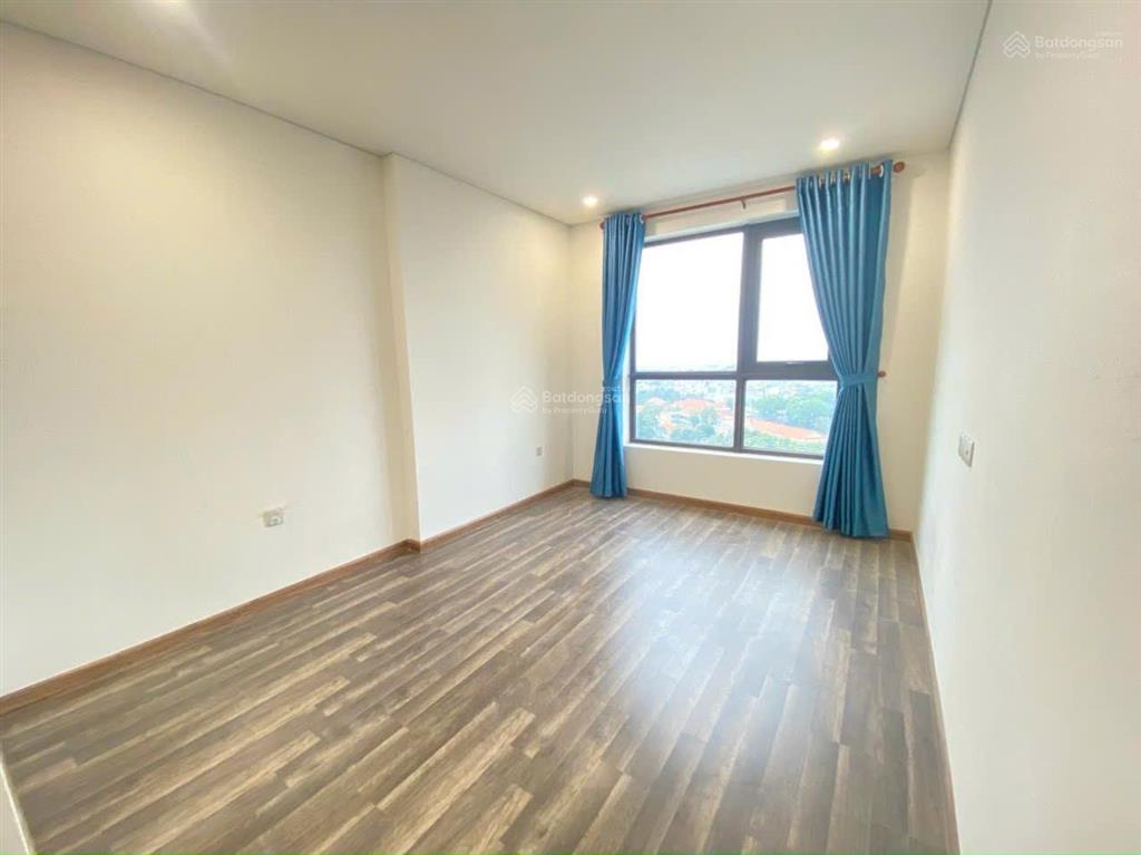 Cho thuê căn 2pn (87m²) nhà cơ bản  view thoáng  toà iris tại hà đô centrosa. sơn minh land