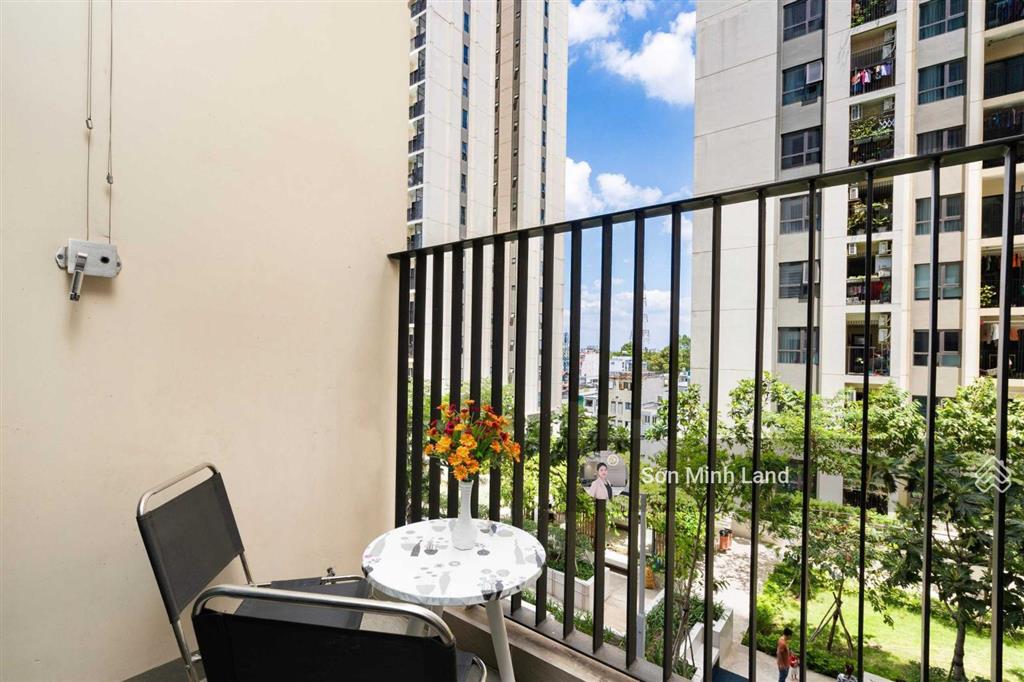 Kẹt tiền bán gấp căn 1pn plus (61m²)  full nội thất  tầng đẹp tại hà đô centrosa. sơn minh land