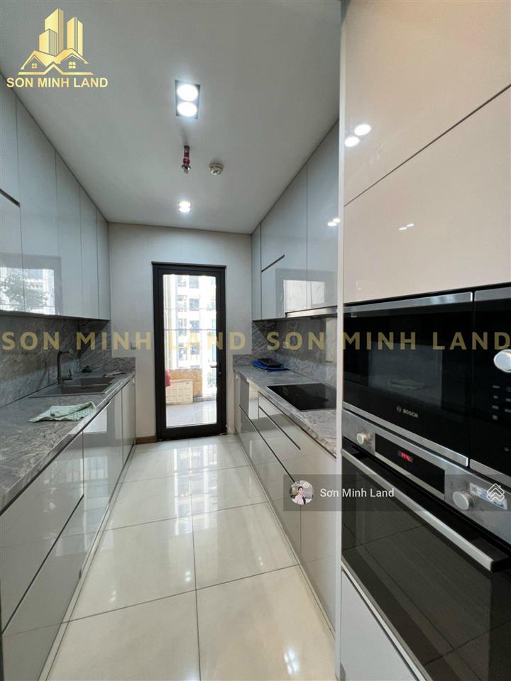 Cần bán căn góc 3pn+(139m2) view thoáng đẹpnt decor sẵn sổ hồng tại hà đô centrosa.sơn minh land