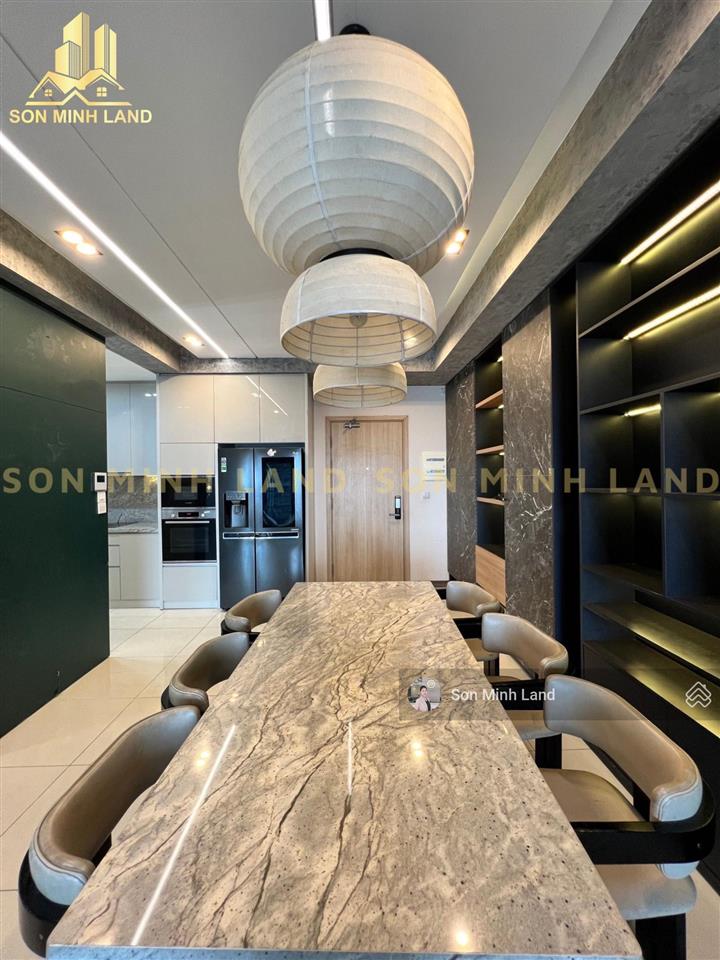 Cần bán căn góc 3pn+(139m2) view thoáng đẹpnt decor sẵn sổ hồng tại hà đô centrosa.sơn minh land