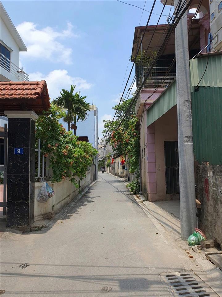 Bán đất đẹp xuất sắc 69m2, 4,2 tỷ tại phú sơn, gia lâm đường 7 chỗ thông