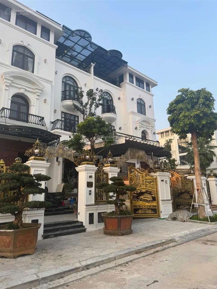 Cần bán căn biệt thự song lập giá 255tr/m giá tốt tại louis city hoàng mai.