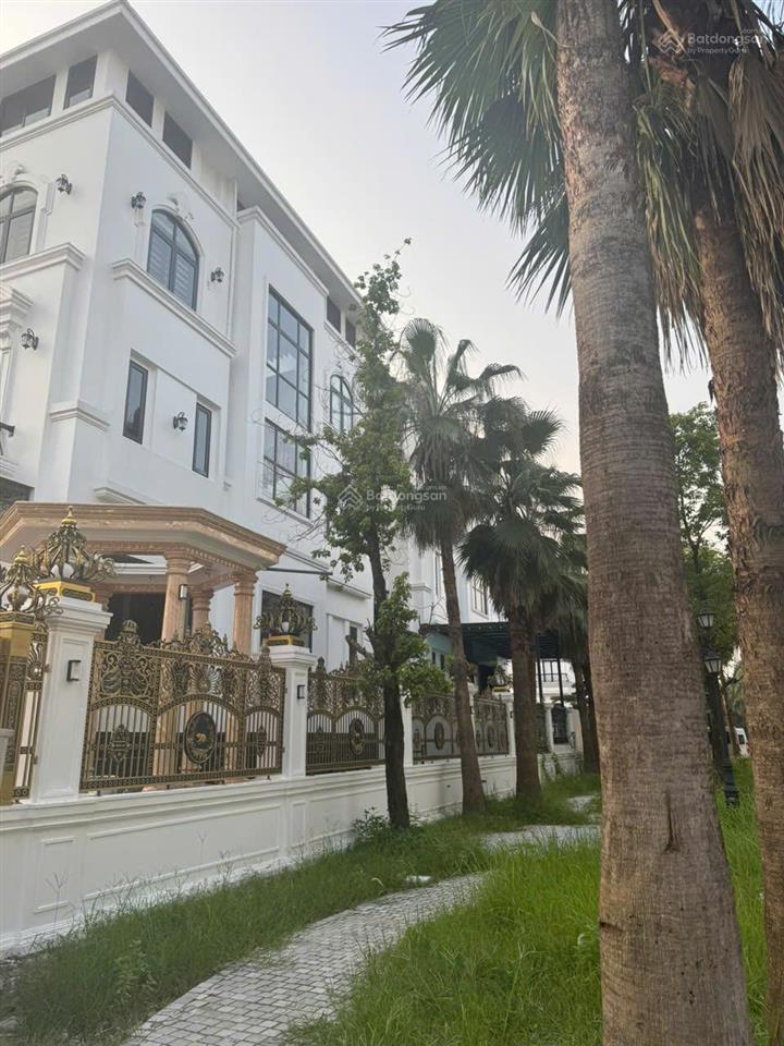 Cần bán căn biệt thự song lập giá 255tr/m giá tốt tại louis city hoàng mai.