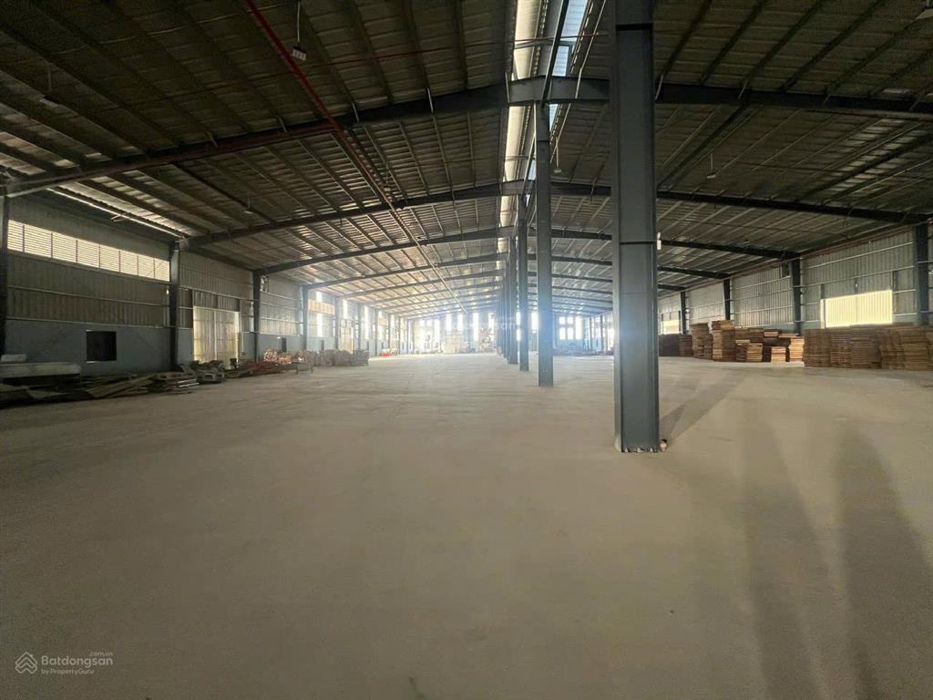 Cho thuê kho xưởng chính chủ tại cụm kcn trung lương, hà nam vào ngay.  0942 330 ***