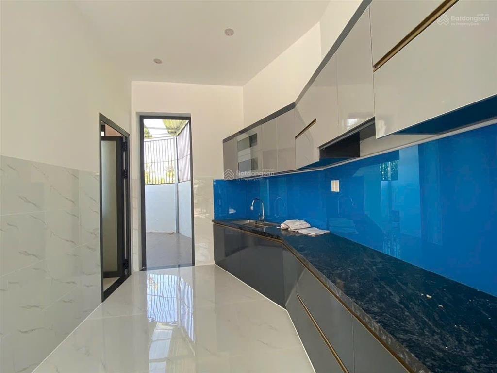 Bán nhà 1 lầu 1 triệt thị trấn đất đỏ đường lê thánh tông