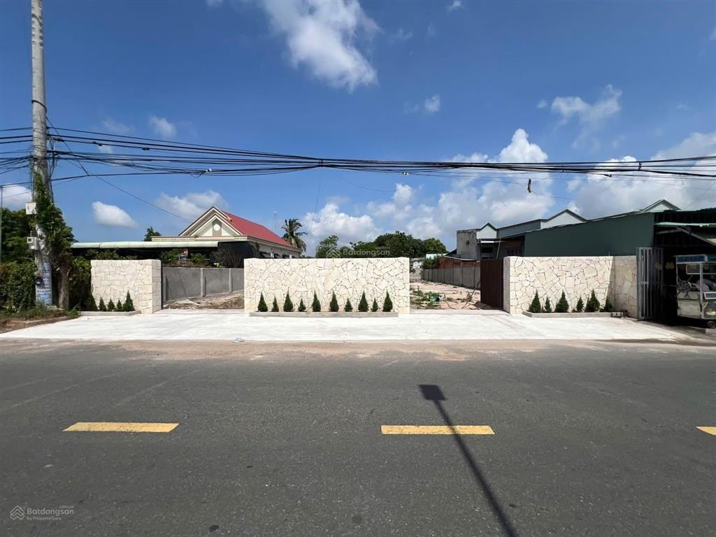 Đất phước hải ngay ngã ba giao tl44b khu biệt thự đường lớn, sổ sẵn cách biển 2km