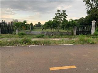 Gần 1000m đất mặt tiền nhựa đầu tư + nghỉ dưỡng đều đẹp tại đất đỏ (tp.hcm) ngang 18x53 thổ cư 200m
