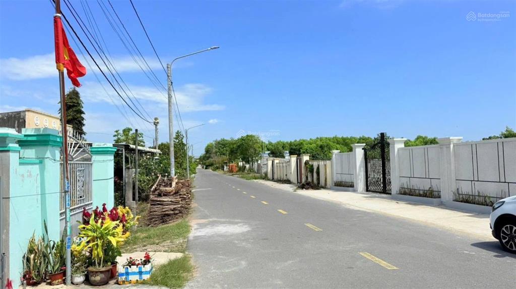 Bán đất 315m2, 3,2 tỷ tại võ văn kiệt, thị trấn phước hải, huyện long đất