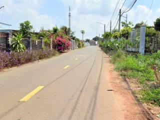 Hàng ngộp giá tốt  trung tâm đất đỏ  251m2