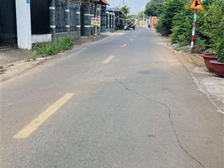 Bán đất trung tâm đất đỏ  diện tích rộng, nở hậu đẹp, thổ cư cao