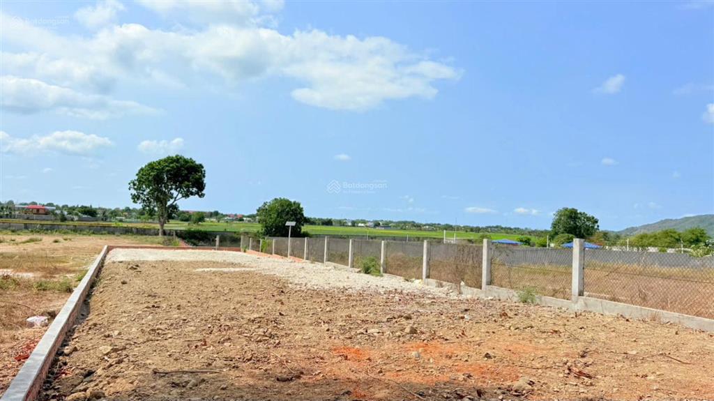 Bán 580m2 đất đẹp trục homstay nhà nghỉ nhiều gần biển phước hải tp hcm