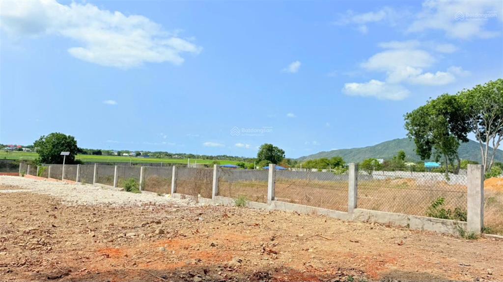Bán 580m2 đất đẹp trục homstay nhà nghỉ nhiều gần biển phước hải tp hcm