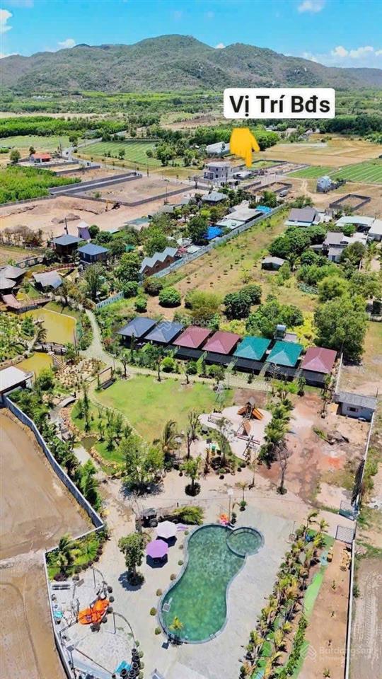 Đất nghỉ dưỡng view chân núi  biển phước hải 1230m2 sẵn thổ cư