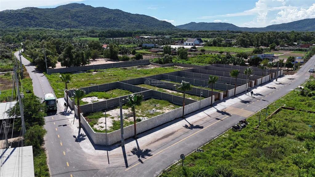 Thị trấn phước hải  cách biển chỉ 4km  view núi siêu đẹp