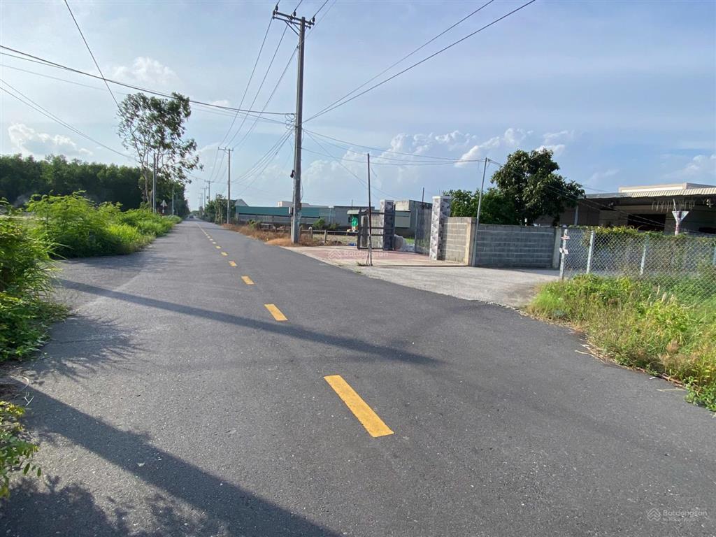 Bán lô góc 2 mặt tiền 500m² tại xã phước hải  biển phước hải