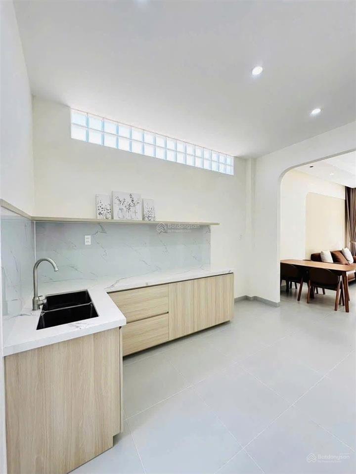 Chỉ 1 tỷ 479 triệu nhà đẹp diện tích 105m, nội thất cơ bản, nhận chìa khóa vào ở ngay