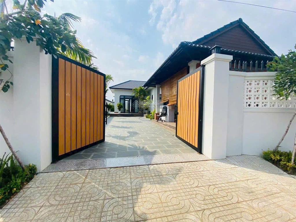 Căn nhà vườn siêu đẹp xã đất đỏ  tp hcm, diện tích 312m, giá 3,2 tỷ