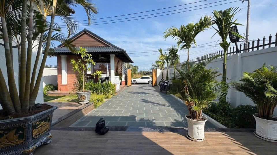 Bán nhà gần khu công nghiệp đất đỏ, diện tích 175m, giá nhỉnh tỷ