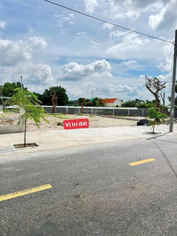 Bán lô đất 186m2, giá 1,35 tỷ đường trung tâm ủy ban long mỹ cũ, phước hải